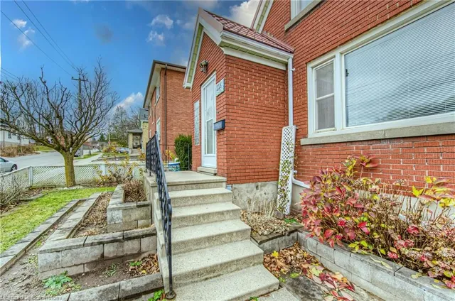 Additional image 2 of 236 Guelph St
