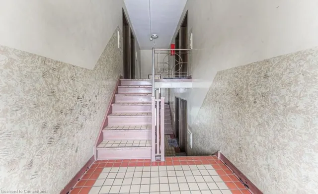 Additional image 28 of 15 Floral Cres