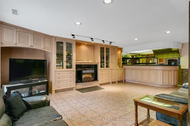 Additional image 18 of 7 Canton Ave