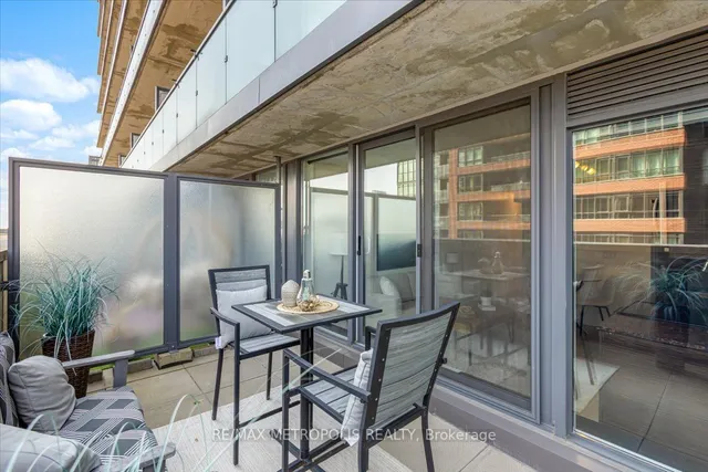 Additional image 14 of 36 Lisgar St Unit 906E