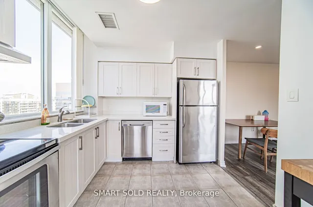 Additional image 10 of 256 Doris Ave Unit PH210