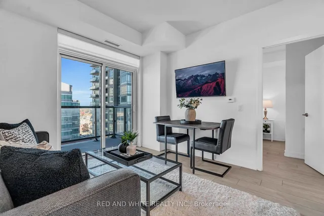 Additional image 17 of 55 Duke St Unit 901