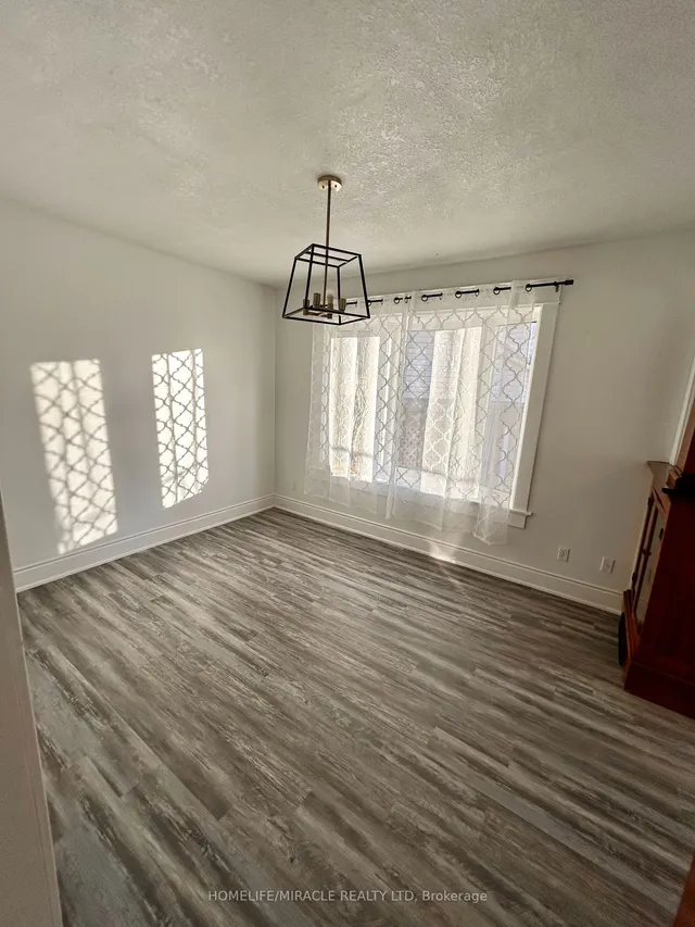 Additional image 9 of 11 Shanley St