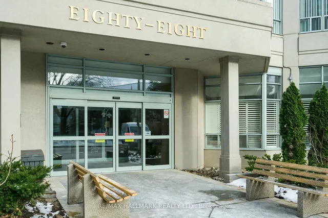 88 Corporate Dr Unit 1804