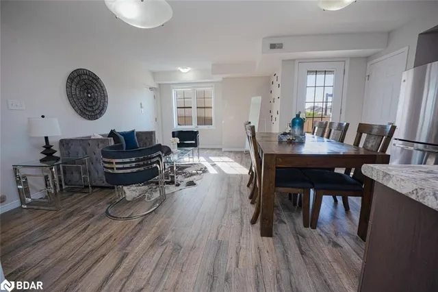 Additional image 14 of 255 Maitland St Unit 3E