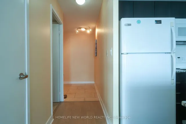 Additional image 8 of 15 FORT YORK Blvd Unit 4610