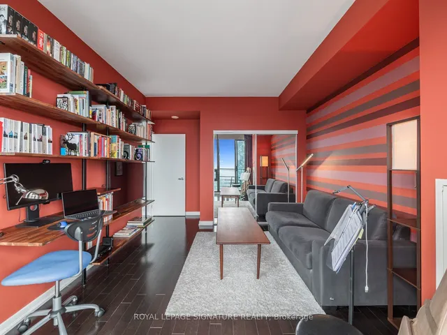 Additional image 29 of 33 Lombard St Unit 3401