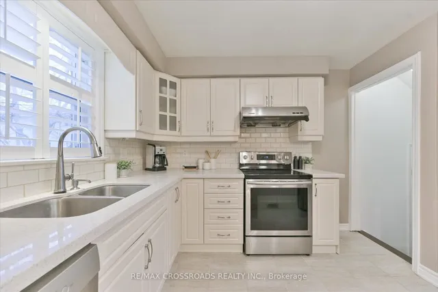 Additional image 11 of 776 Danforth Rd