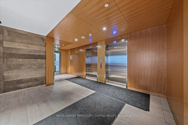 Additional image 12 of 120 Parliament St Unit 1805