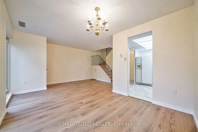 Additional image 12 of 165 Cherokee Blvd Unit 206