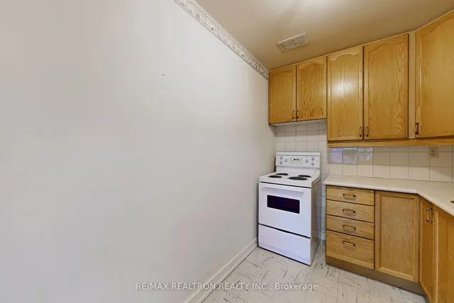 Additional image 15 of 160 The Donway Unit 207