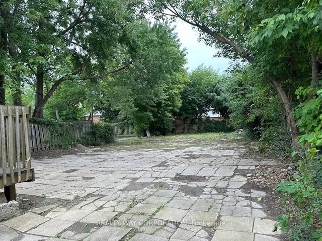 Additional image 18 of 633 sheppard Ave