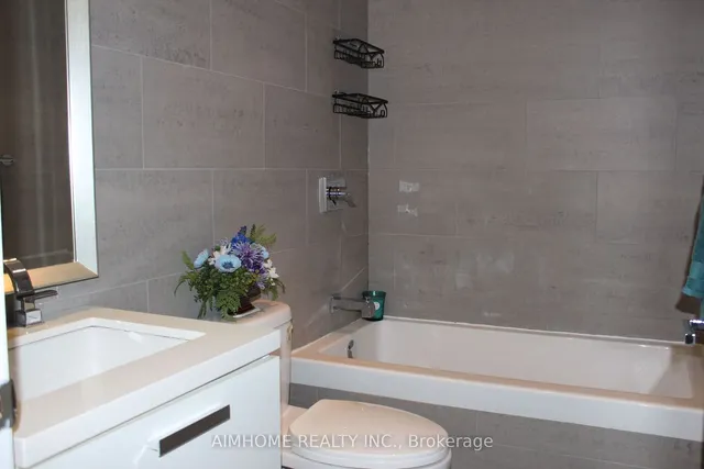 Additional image 13 of 224 King St Unit 1003