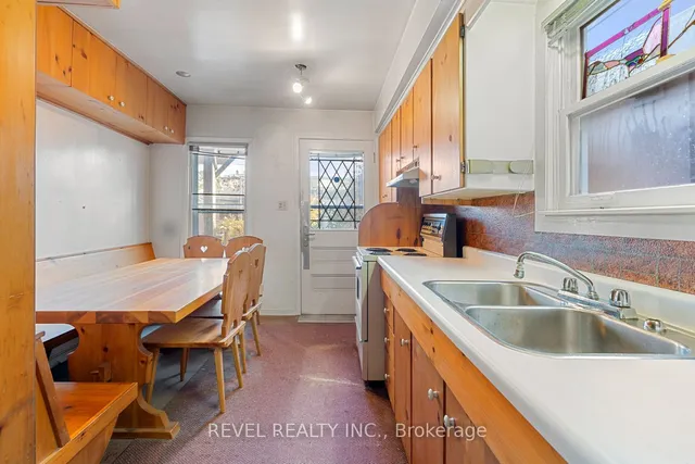 Additional image 9 of 415 Concord Ave