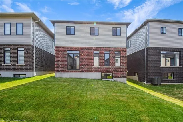 Additional image 37 of 39 Broadacre Dr