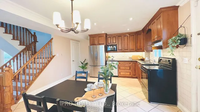 Additional image 7 of 1101 Dupont St