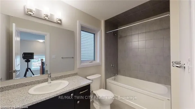 Additional image 19 of 34 Sportsman Hill St