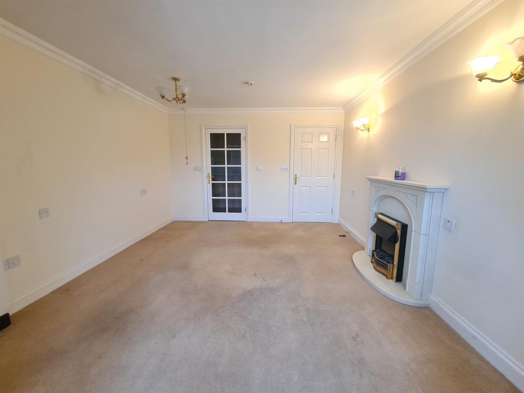 Additional image 11 of South Street, Yeovil