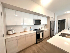 Additional image 3 of 1044 Wilkes Ave