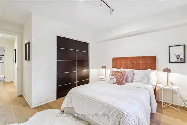 Additional image 29 of 365B Roehampton Ave