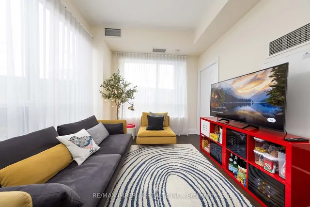 Additional image 16 of 120 Harrison Garden Blvd Unit 106