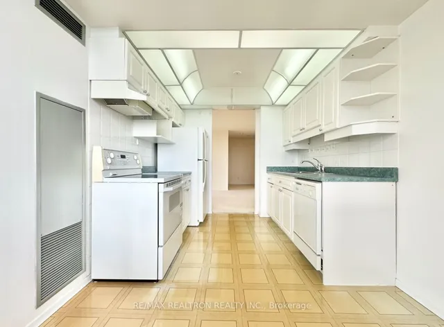 Additional image 22 of 75 Bamburgh Circ Unit 1228