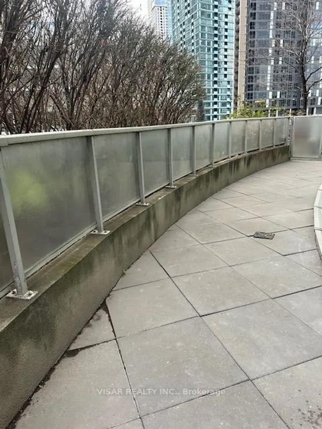 Additional image 16 of 18 Yonge St Unit 603