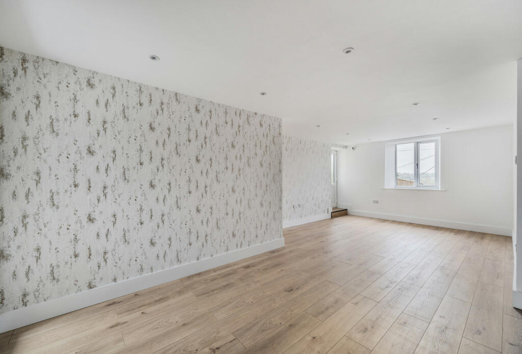 Additional image 6 of Carlingford Terrace, Radstock, Somerset, BA3