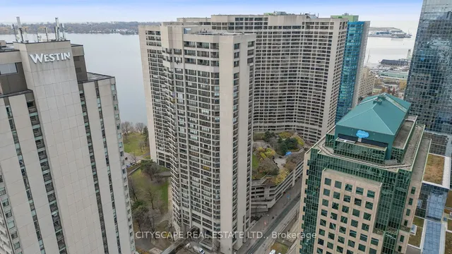 Additional image 23 of 33 Harbour Sq Unit 3510