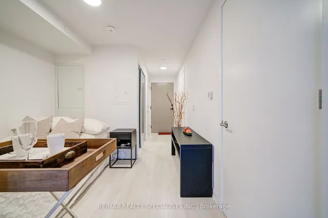 Additional image 12 of 130 River St Unit 1306