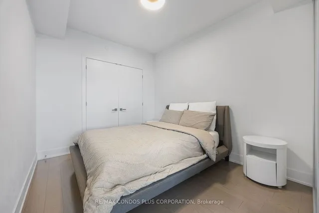 Additional image 16 of 170 Avenue Rd Unit 607