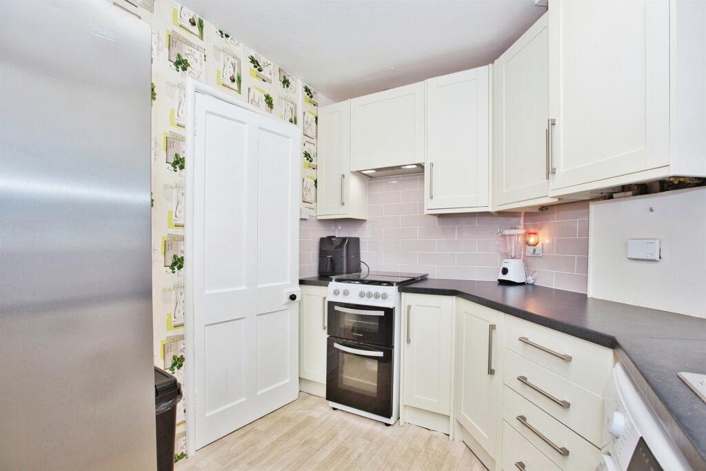 Additional image 5 of Hendford Hill, Yeovil