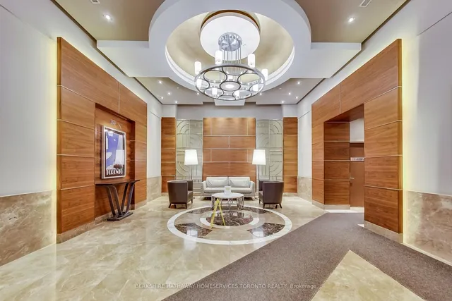 Additional image 5 of 761 Bay St Unit 304