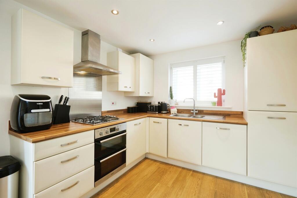 Additional image 4 of Almsford Close, Ansford, Castle Cary