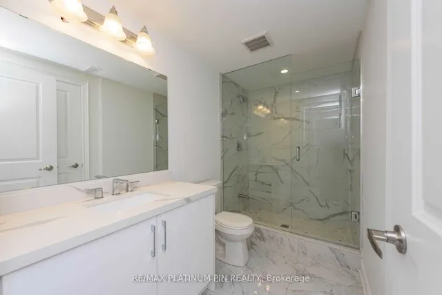 Additional image 18 of 2577 Islington Ave