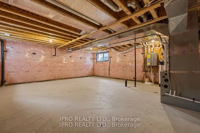 Additional image 16 of 208 Woodbine Ave