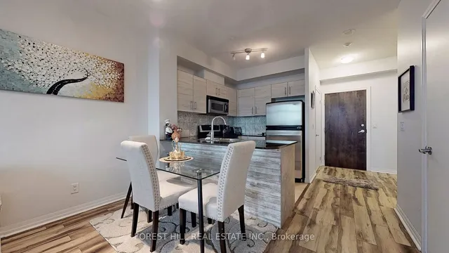 Additional image 6 of 16 Yonge St Unit 2207