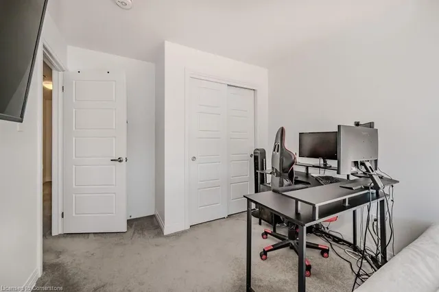 Additional image 31 of 80 Pony Way