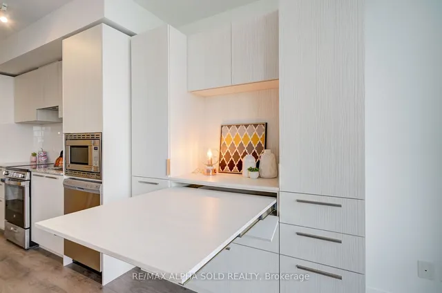 Additional image 22 of 18 Maitland Terr Unit 2209