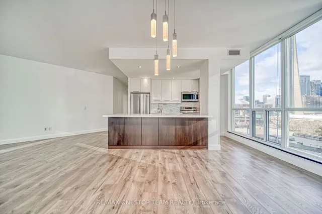 Additional image 7 of 218 Queens Quay Unit 1002