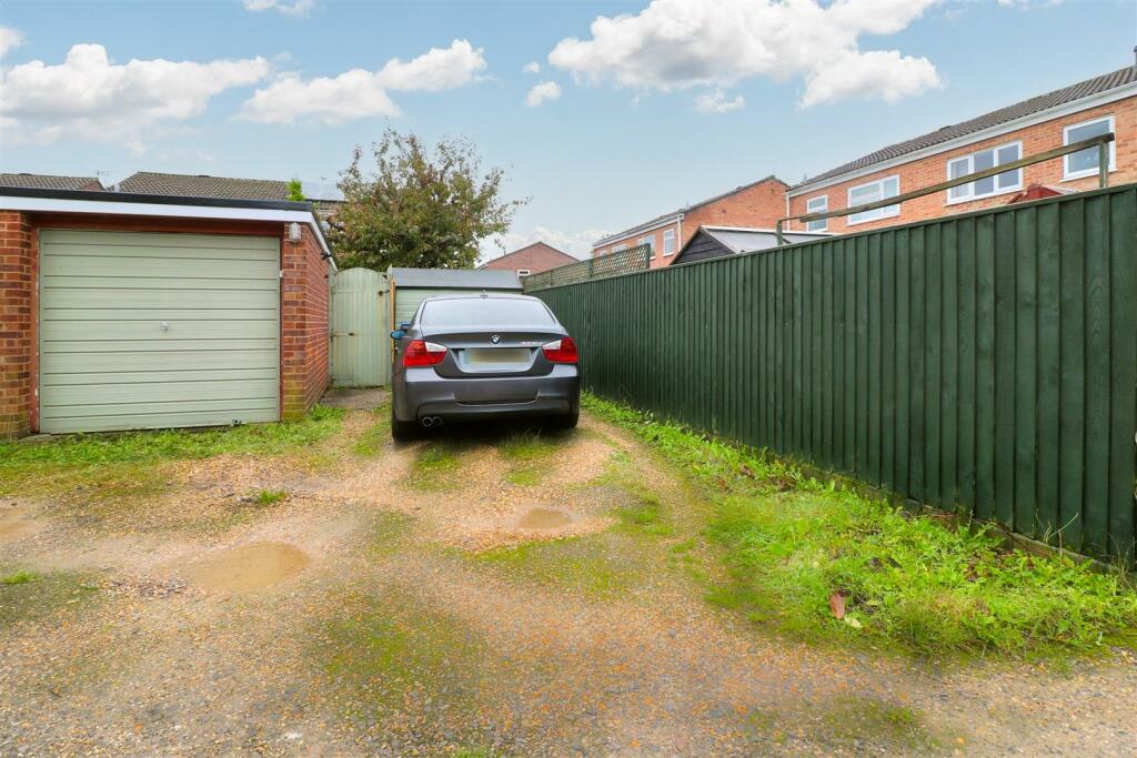 Additional image 12 of Rocher Close, Westbury