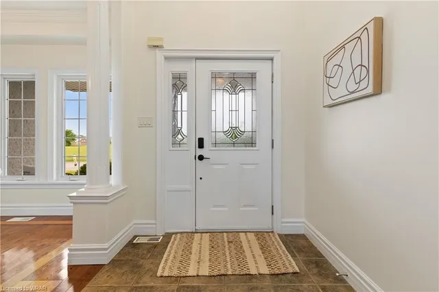 Additional image 4 of 413 Falconridge Dr