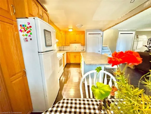 Additional image 6 of 196 Traynor Ave