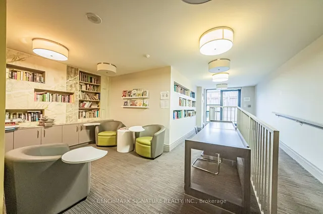 Additional image 33 of 60 Heintzman St Unit 2101