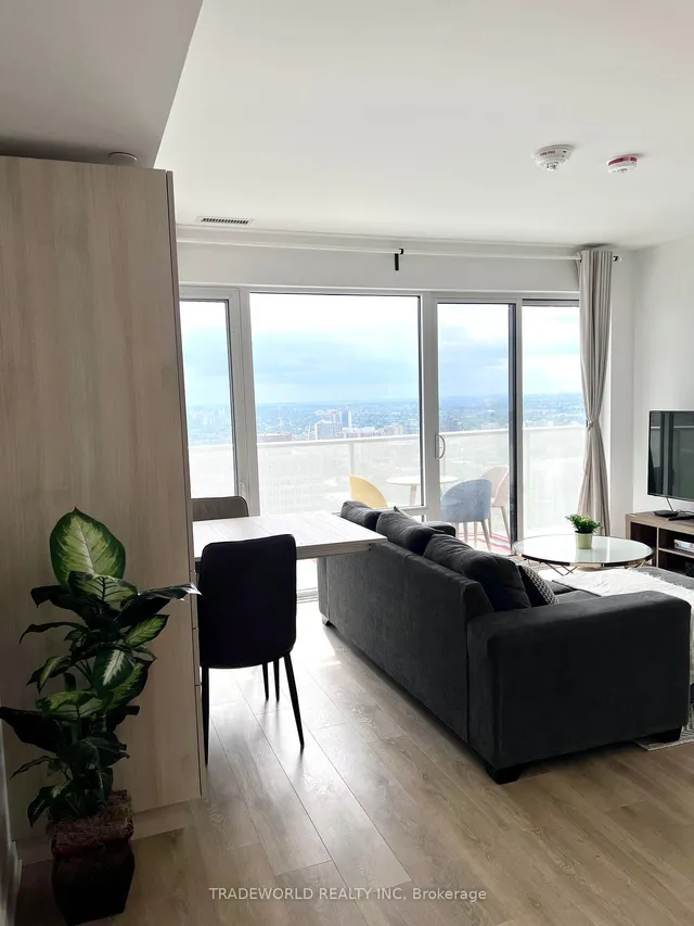 Additional image 3 of 501 Yonge St Unit 4002