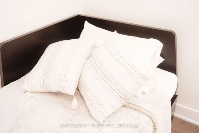 Additional image 28 of 525 Adelaide St Unit 1832