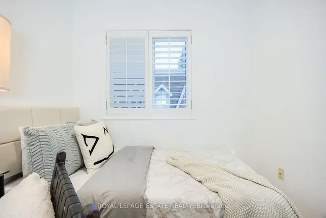 Additional image 23 of 22 Laidlaw St Unit 1203