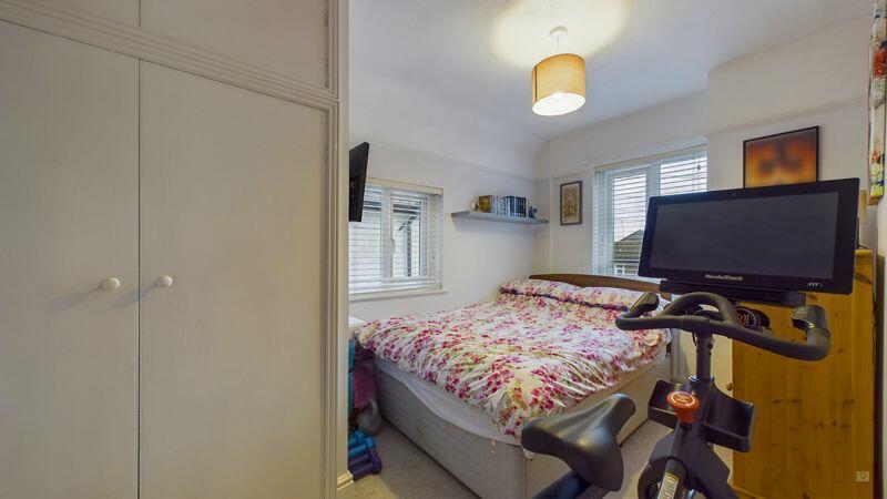 Additional image 15 of 57 Grass Royal