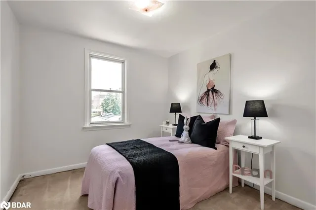 Additional image 12 of 55 Laurel Ave