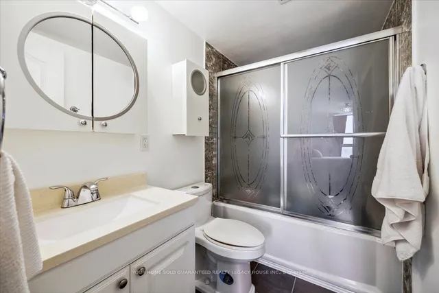 Additional image 8 of 130 Neptune Dr Unit 607